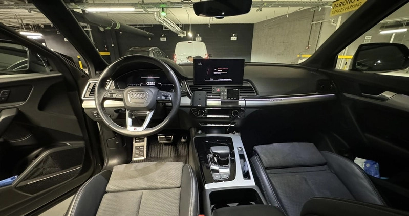 Audi Q5 cena 193000 przebieg: 77000, rok produkcji 2021 z Warszawa małe 191